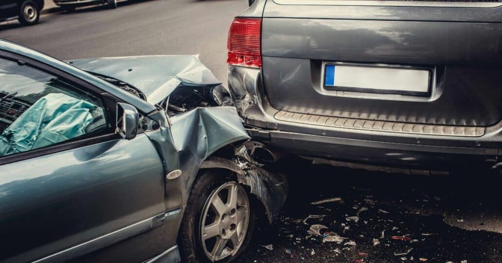 שיקום הנסיעה שלך טיפים של מומחים להתמודדות עם נזקי תאונות דרכים ועלויות תיקון